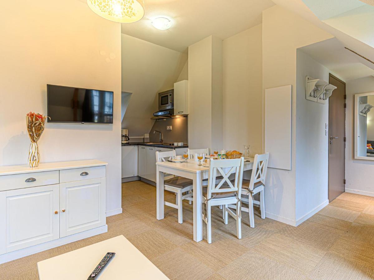 Apartment Chateau De Kergonano-16 By Interhome Baden Εξωτερικό φωτογραφία